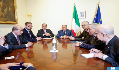 Le renforcement de la coopération entre les pays méditerranéens au centre d’entretiens entre M. Mayara et le MAE italien