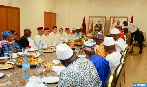 Guinée : Iftar collectif à l’occasion de l’inauguration officielle de la Mosquée Mohammed VI de Conakry