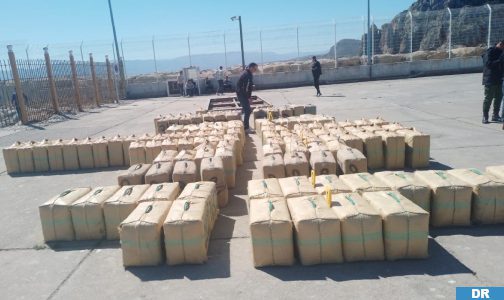 Al-Hoceima: ouverture d’une enquête judiciaire suite à une tentative de trafic de plus de cinq tonnes de chira (DGSN)