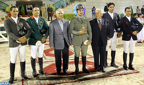 الفارس الإيطالي غوديانو إيمانويلي يفوز بجائزة صاحبة السمو الملكي الأميرة للا أسماء ضمن فعاليات الدوري المغربي الملكي للقفز على الحواجز بتطوان