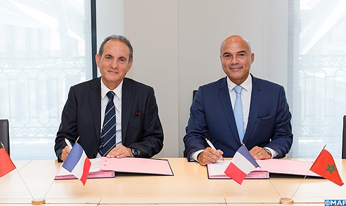 التوقيع بباريس على اتفاقية للتعاون بين المكتب الوطني المغربي للسياحة ومجموعة (سانوفي) لتنظيم تظاهرات مؤسساتية داخلية بالمغرب