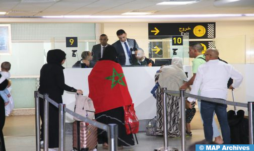وصول 154 مواطنا مغربيا، وطالب سينغالي واحد إلى مطار محمد الخامس الدولي قادمين من السودان
