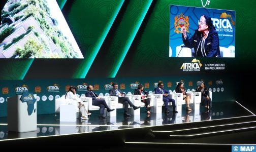 مشاركون في منتدى الاستثمار الإفريقي بمراكش يدعون إلى استثمار أكبر في بنيات تحتية قادرة على التكيف مع التغيرات المناخية