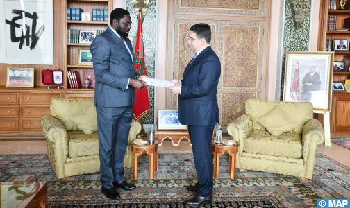 السيد بوريطة يستقبل وزير الشؤون الخارجية الغامبي حاملا رسالة خطية من رئيس بلاده إلى جلالة الملك