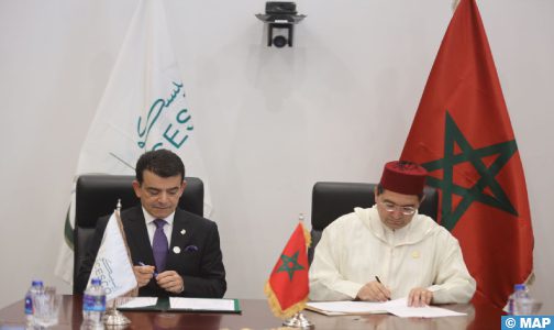 بانجول.. المغرب والـ “إيسيسكو” يوقعان على ملحق تعديل اتفاق المقر