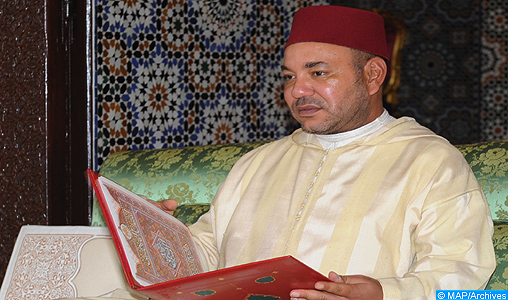 SM le Roi Amir Al Mouminine accomplit la prière du vendredi à la mosquée Al Fadila à Oujda