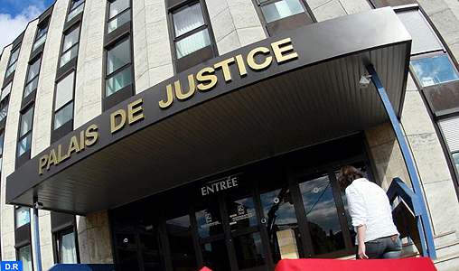 Tentative d’extorsion de fonds du Maroc : Eric Laurent et Catherine Graciet déférés devant la justice