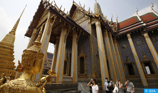 Après l’effondrement des arrivées, le tourisme Thaïlandais fait les braderies et courtise les locaux