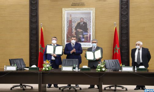 Le ministère de la Justice et l’IRCAM signent un avenant à l’accord de coopération pour l’intégration de l’Amazighe dans le système judiciaire