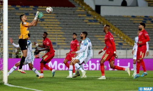 Botola Pro D1 ” Inwi ” (21e journée) : match nul entre le Raja et le Wydad de Casablanca (2-2)