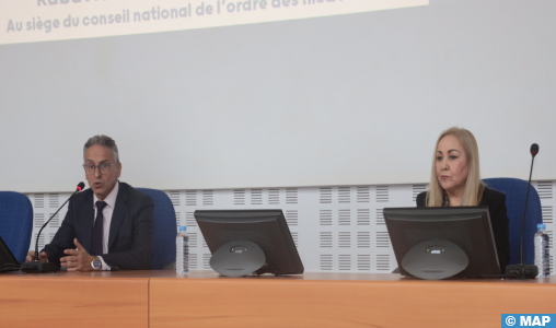 The challenges and prospects of digital technology in the medical field are discussed in Rabat
